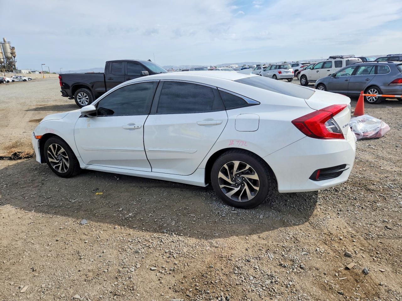 2018 Honda Civic Ex - Фото 2