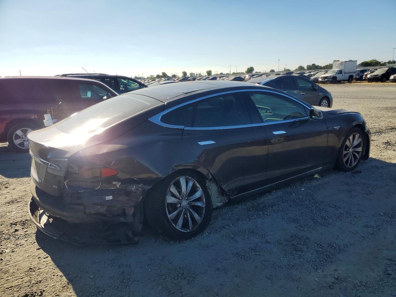 2013 Tesla Model S - Image 3