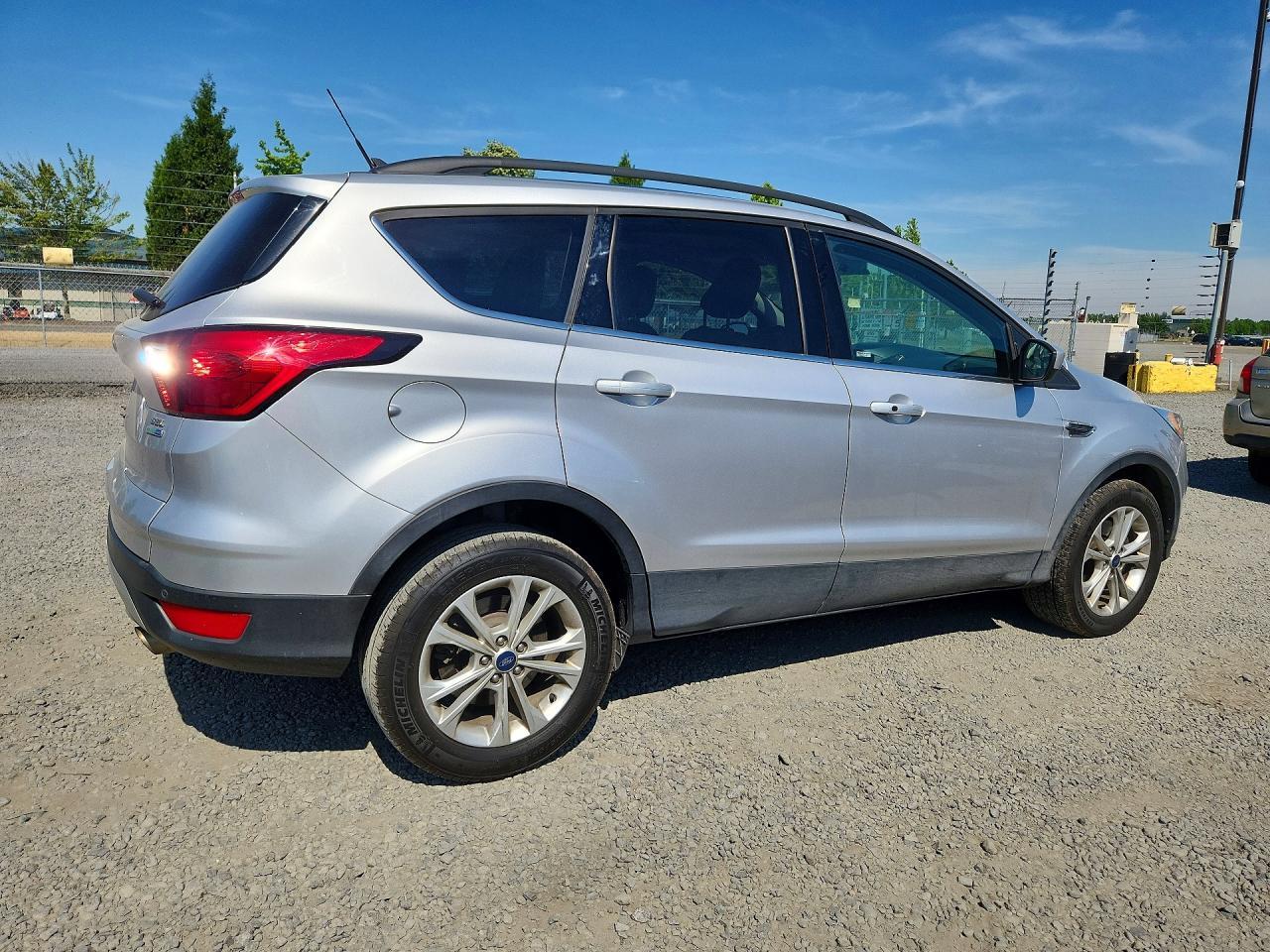 2019 Ford Escape Sel - Фото 3