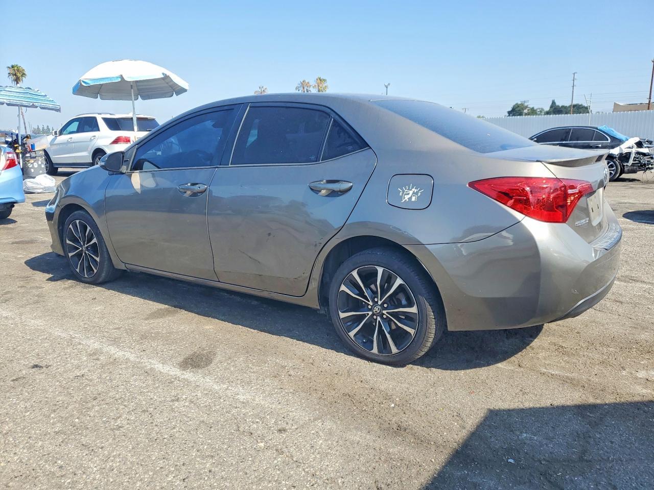 2019 Toyota Corolla Se - Фото 2