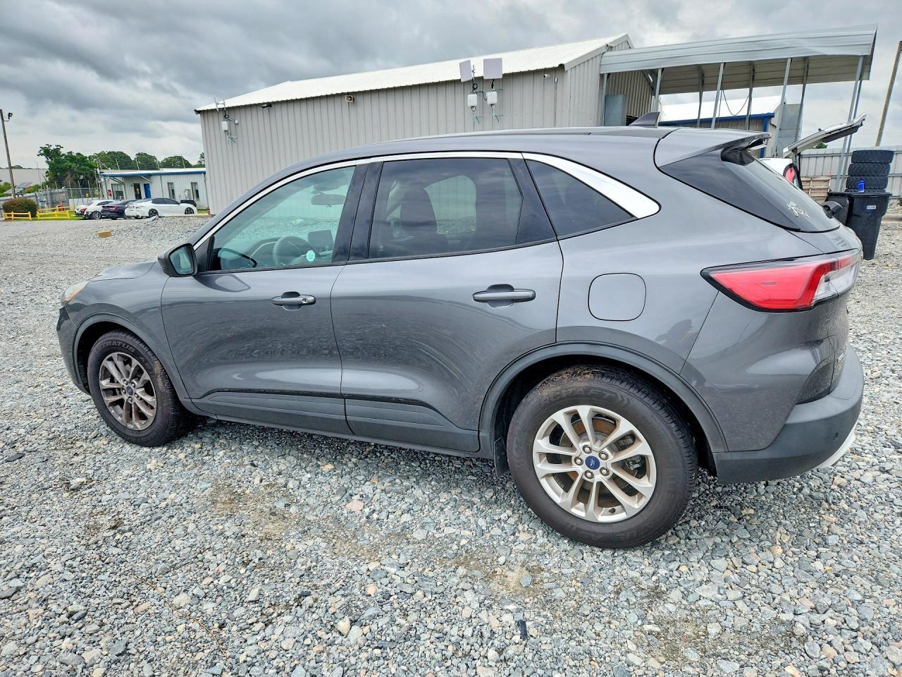 2021 Ford Escape Se - Image 2