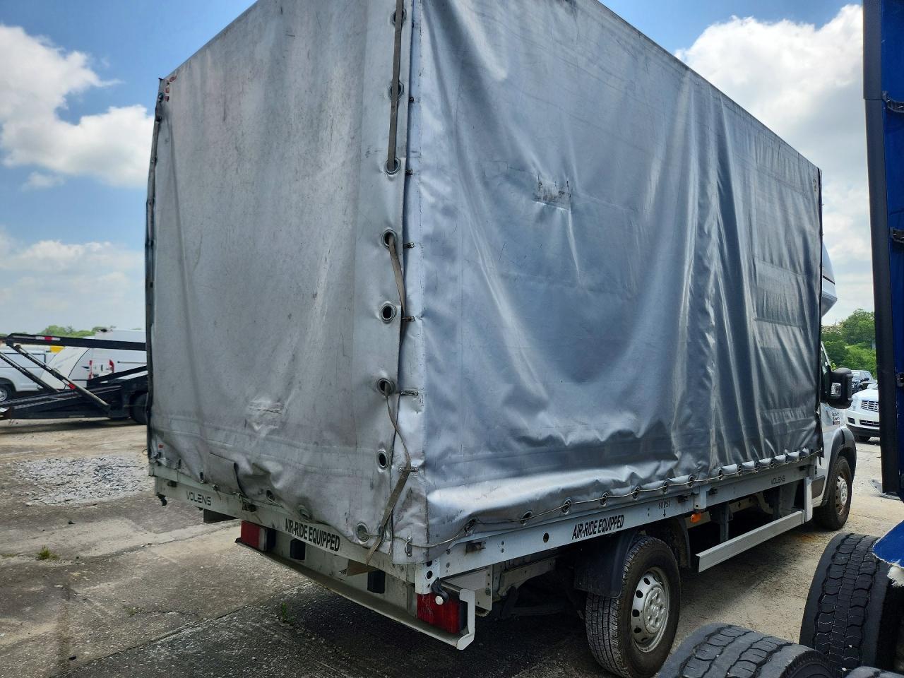 2019 Ram Promaster - Box Truck - Image 3
