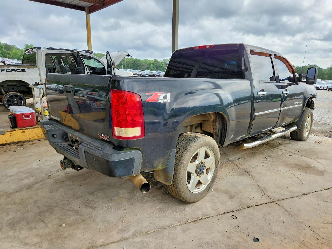 2011 GMC Sierra K2500 Denali - Фото 3