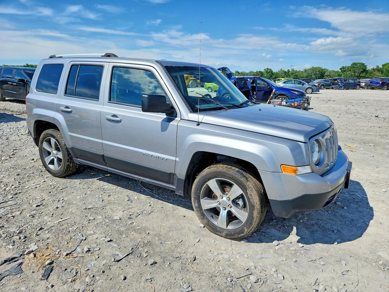 2016 Jeep Patriot Latitude - Фото 4