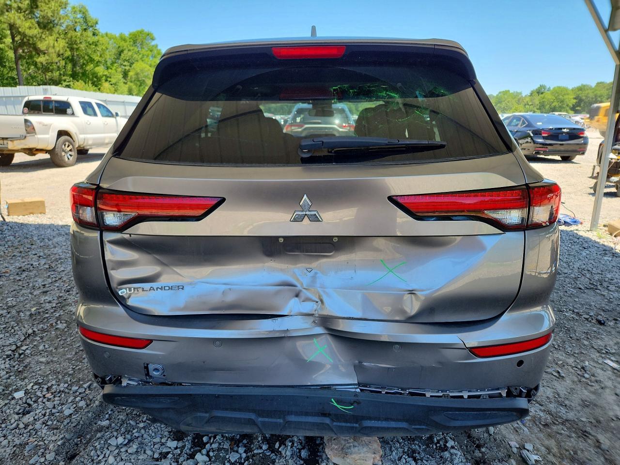 2022 Mitsubishi Outlander Se - Image 6