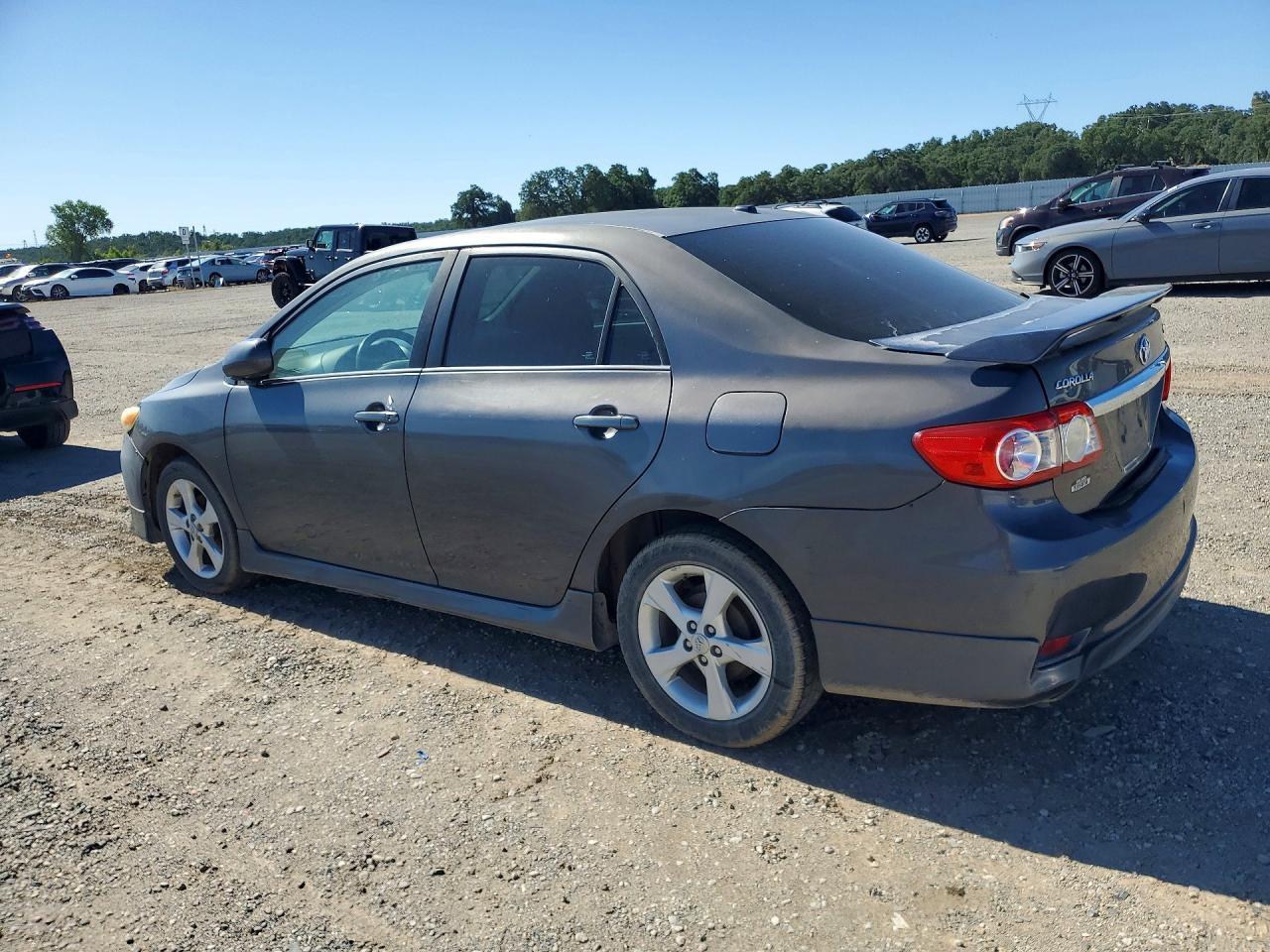 2011 Toyota Corolla S - Фото 2