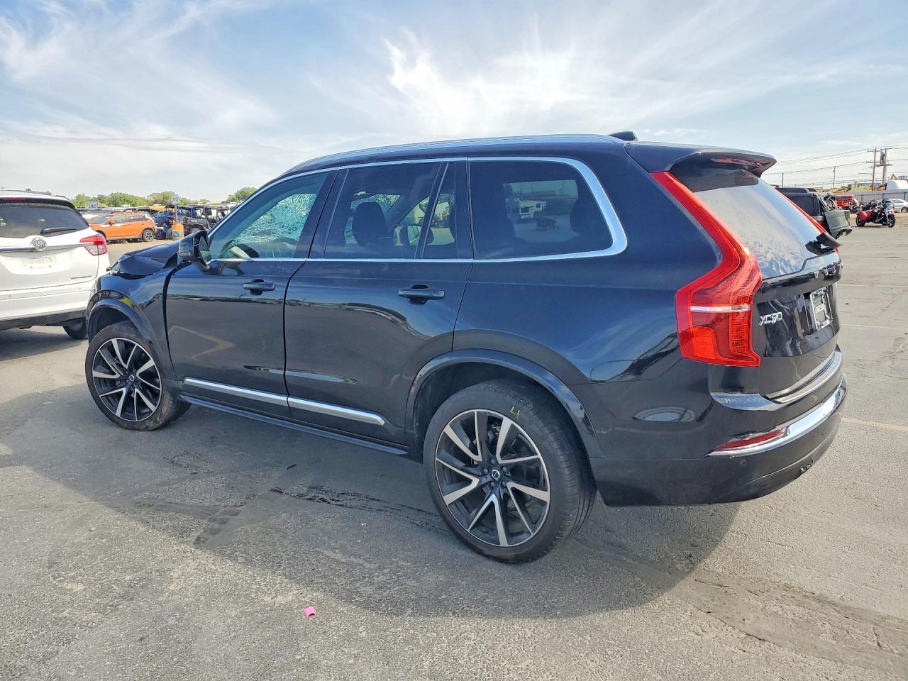 2024 Volvo Xc90 - Image 2
