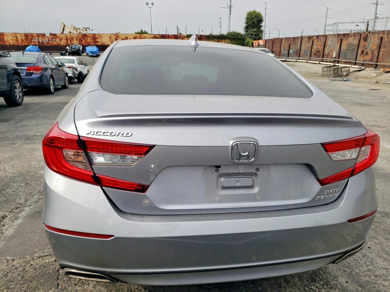 2020 Honda Accord Sport - Image 6
