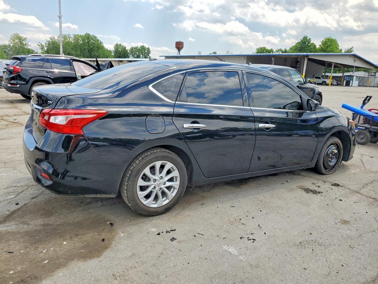 2019 Nissan Sentra Sv - Фото 3