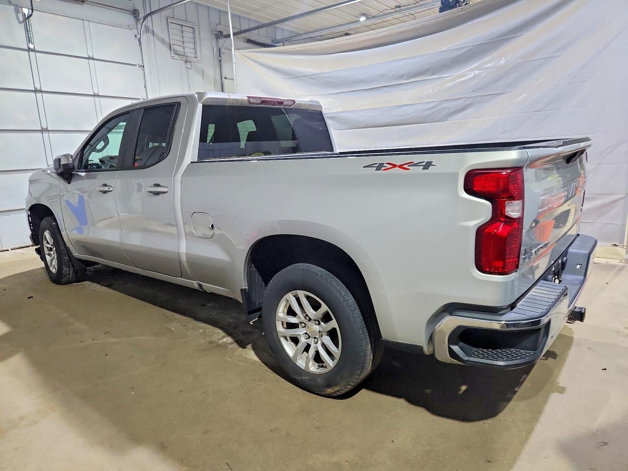 2020 Chevrolet Silverado K1500 Lt - Фото 2