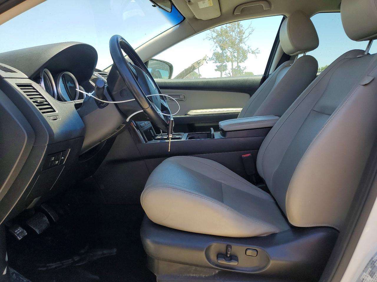 2013 Mazda Cx-9 Touring - Image 7