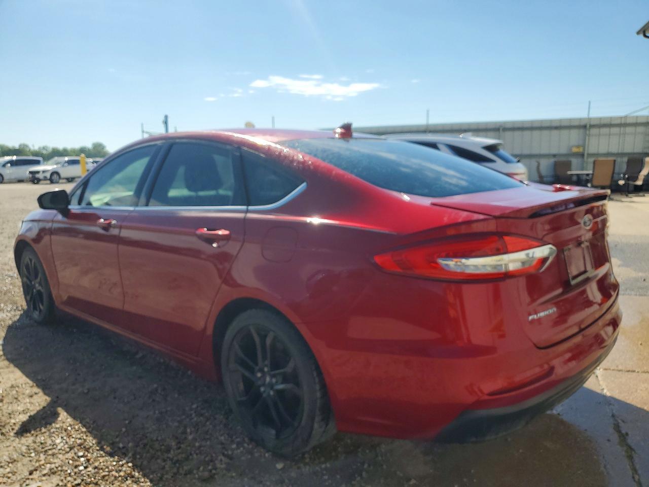 2019 Ford Fusion Se - Image 2