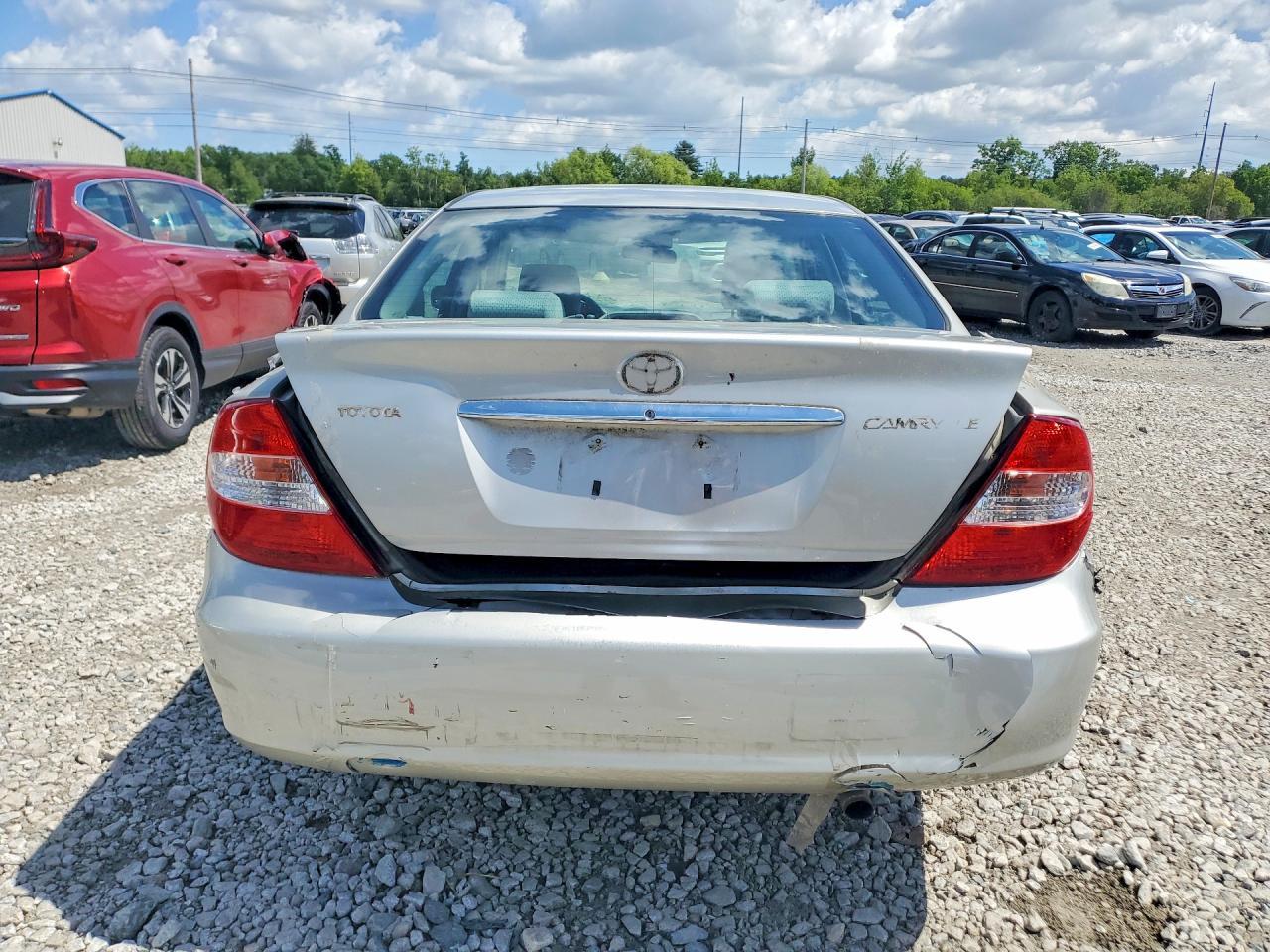 2004 Toyota Camry Le - Фото 6