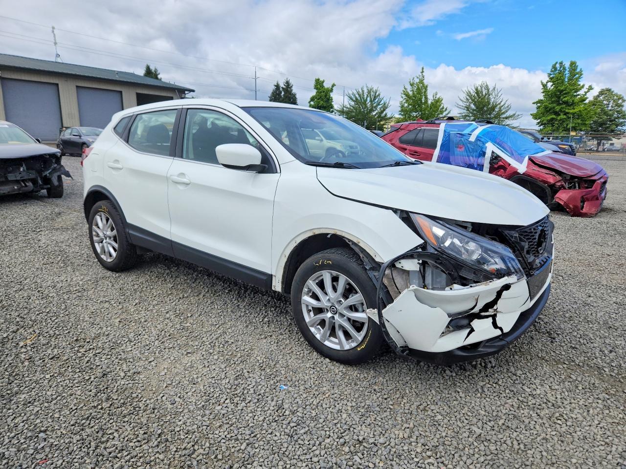 2021 Nissan Rogue Sport S - Фото 4