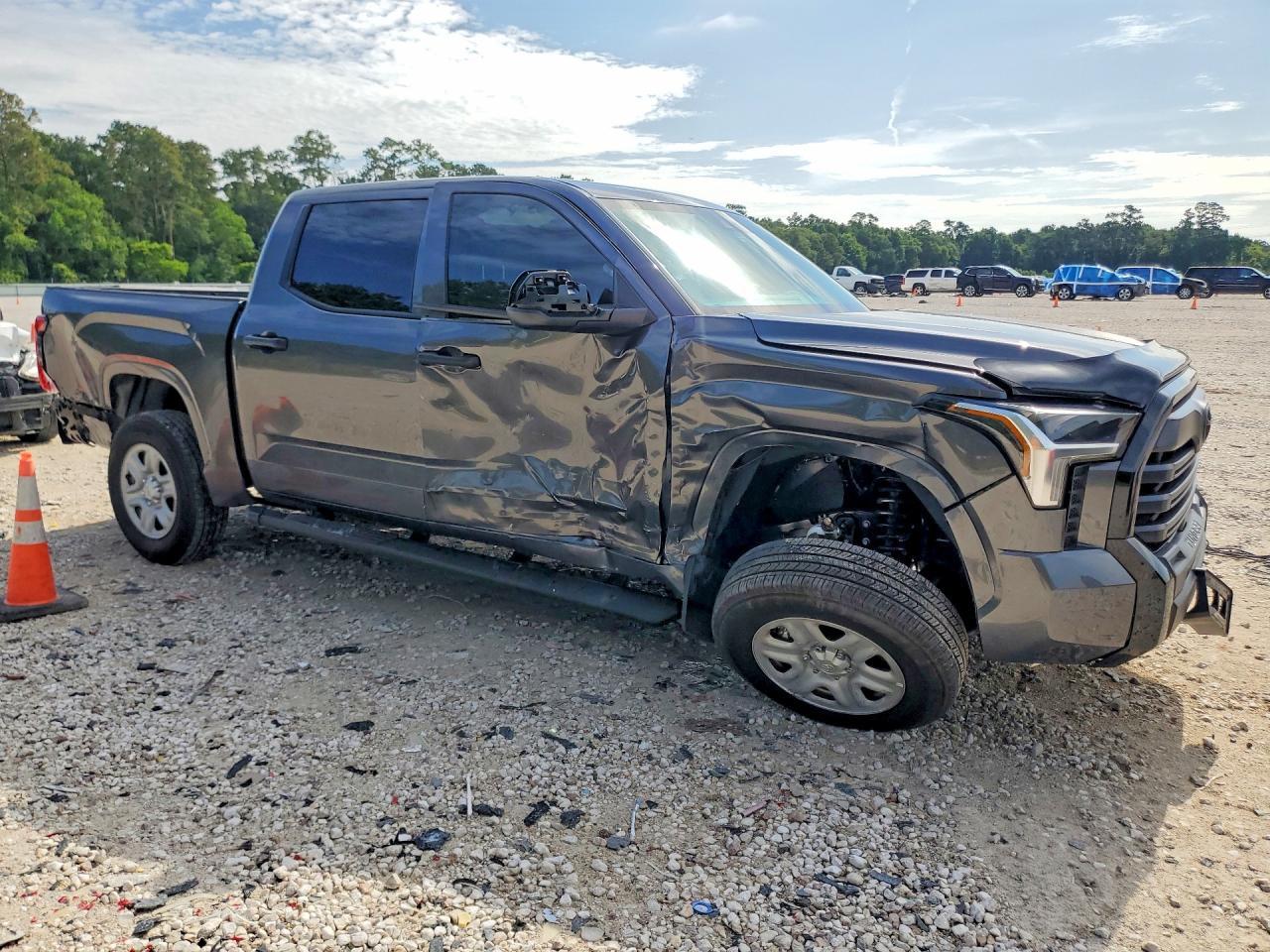 2026 Toyota Tundra Sr - Фото 4