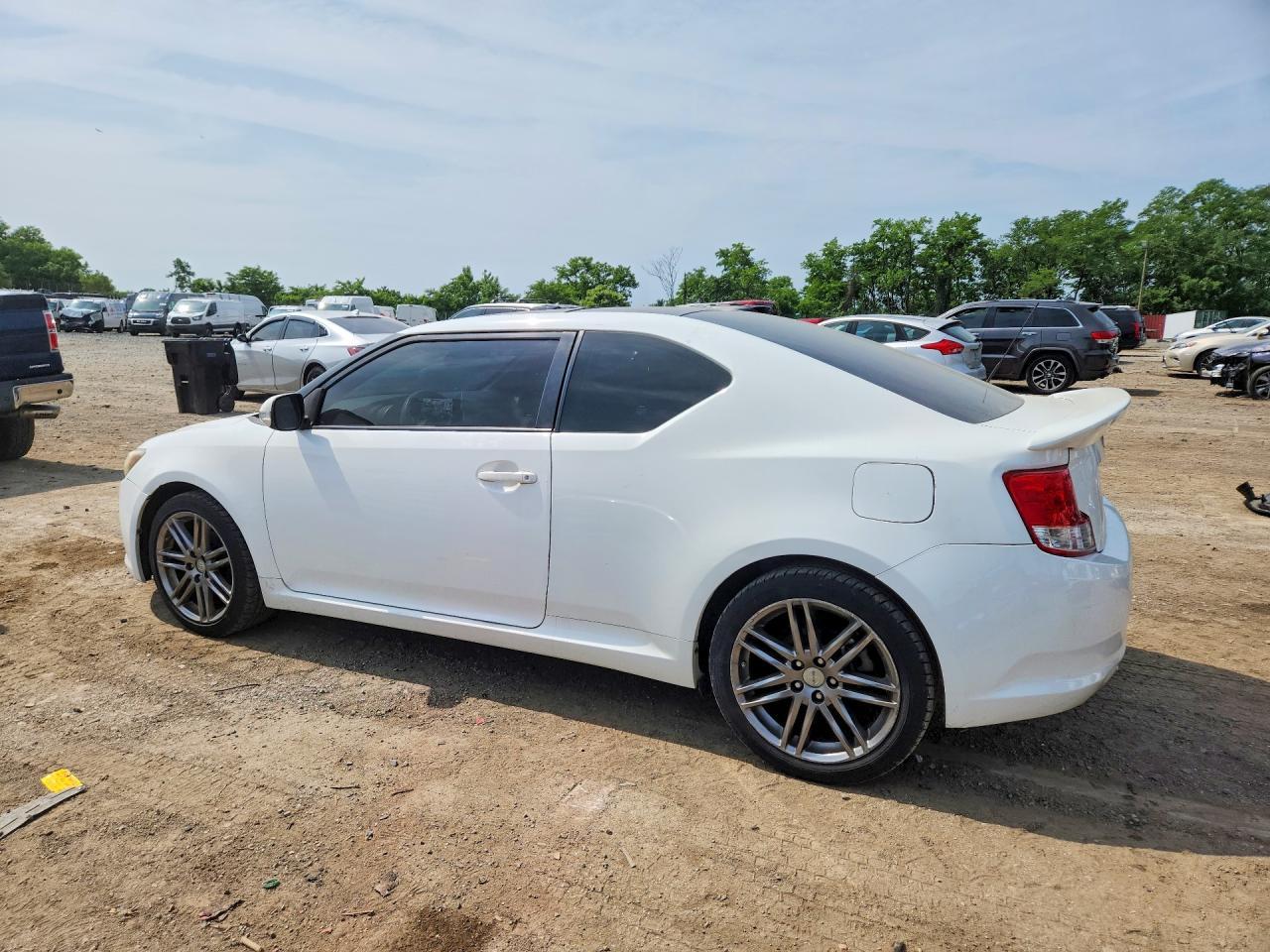 2011 Scion Tc Base - Image 2