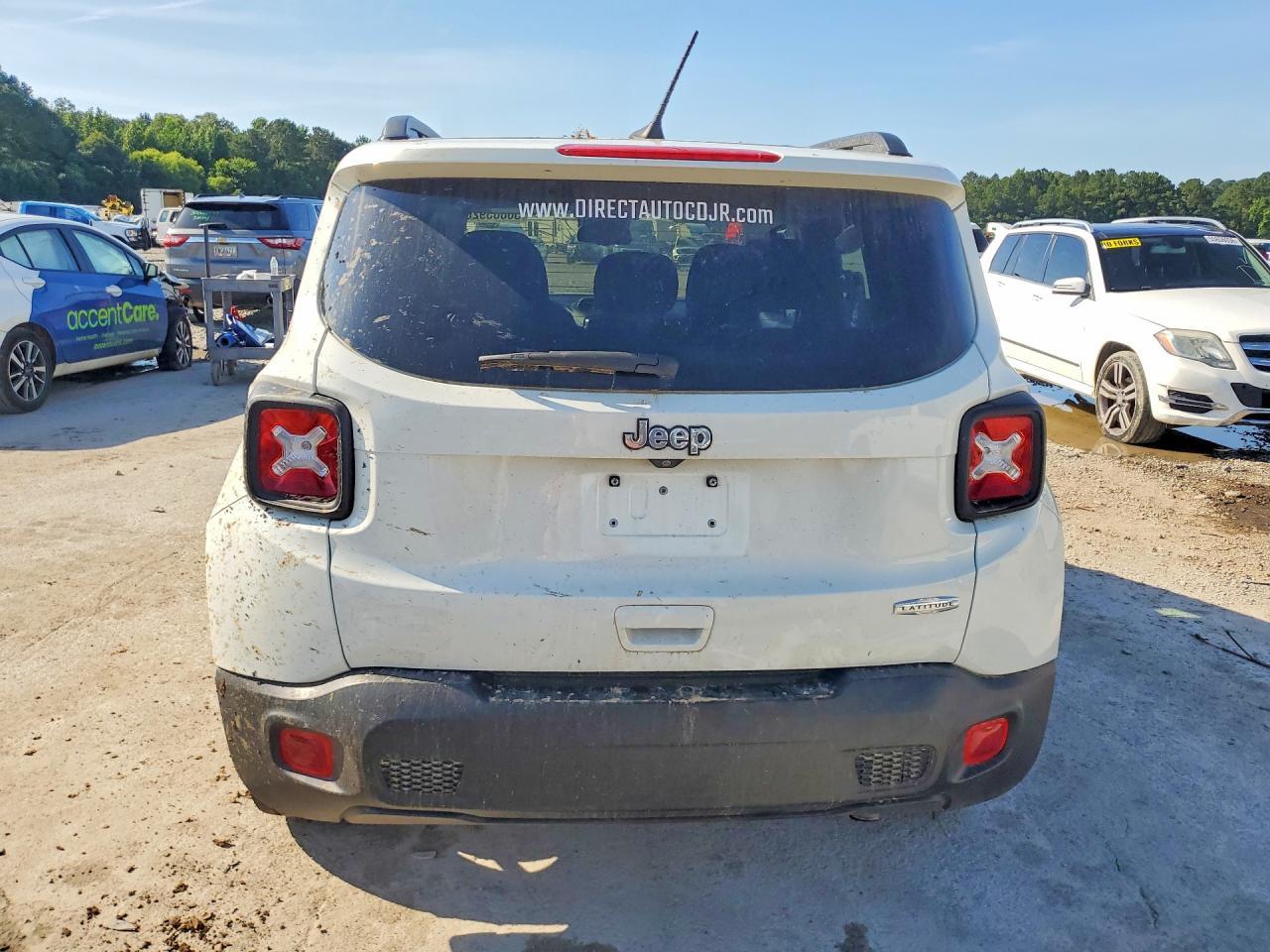 2019 Jeep Renegade Latitude - Image 6