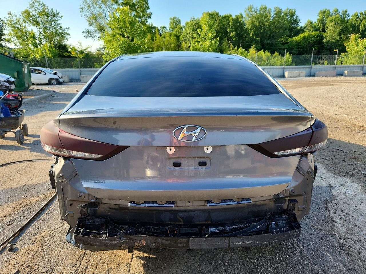 2018 Hyundai Elantra Se - Image 6