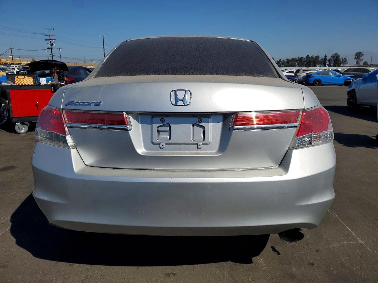 2012 Honda Accord Lxp - Image 6