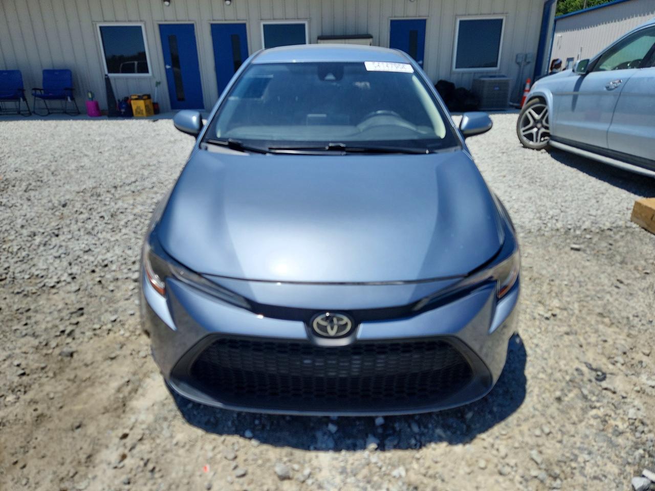 2020 Toyota Corolla Le - Image 5