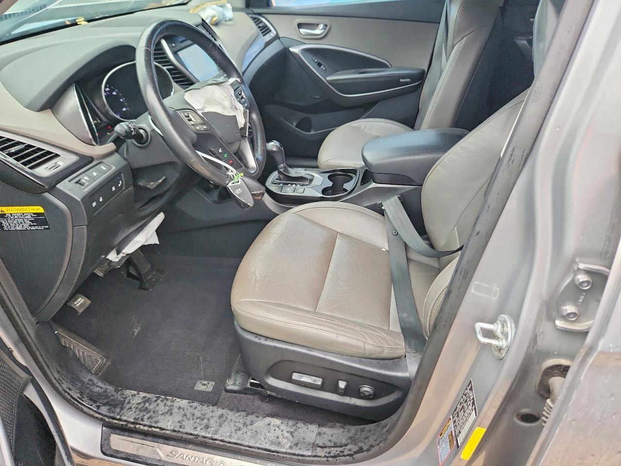 2016 Hyundai Santa Fe Se - Image 7