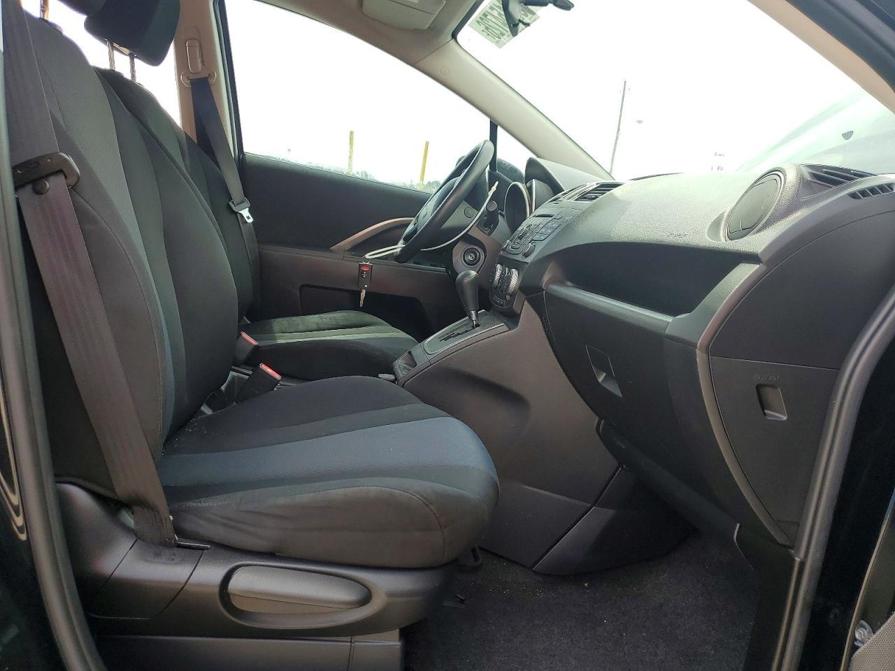 2014 Mazda 5 Sport - Image 7