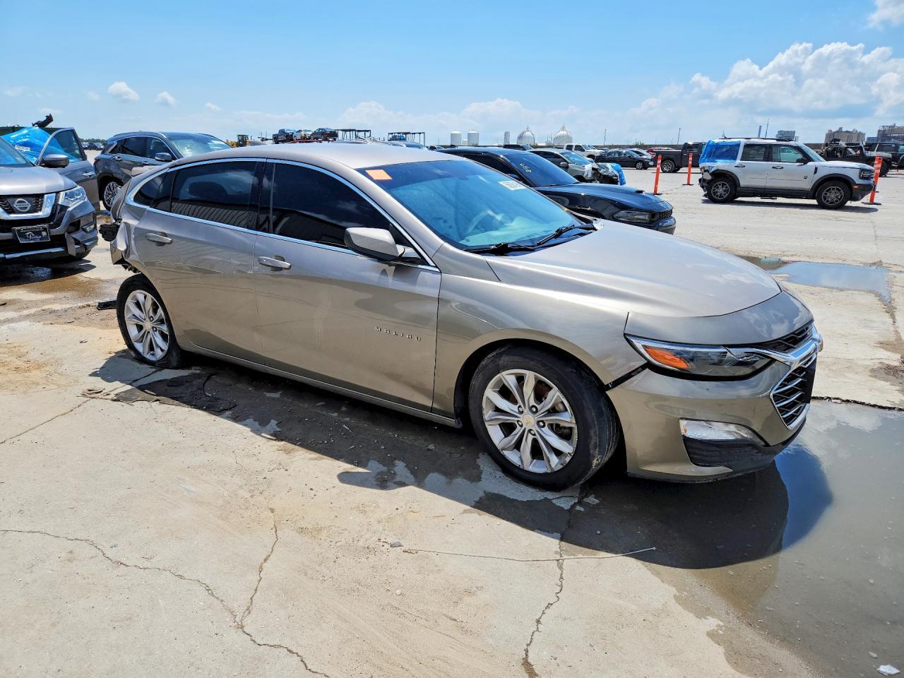 2022 Chevrolet Malibu Lt - Фото 4