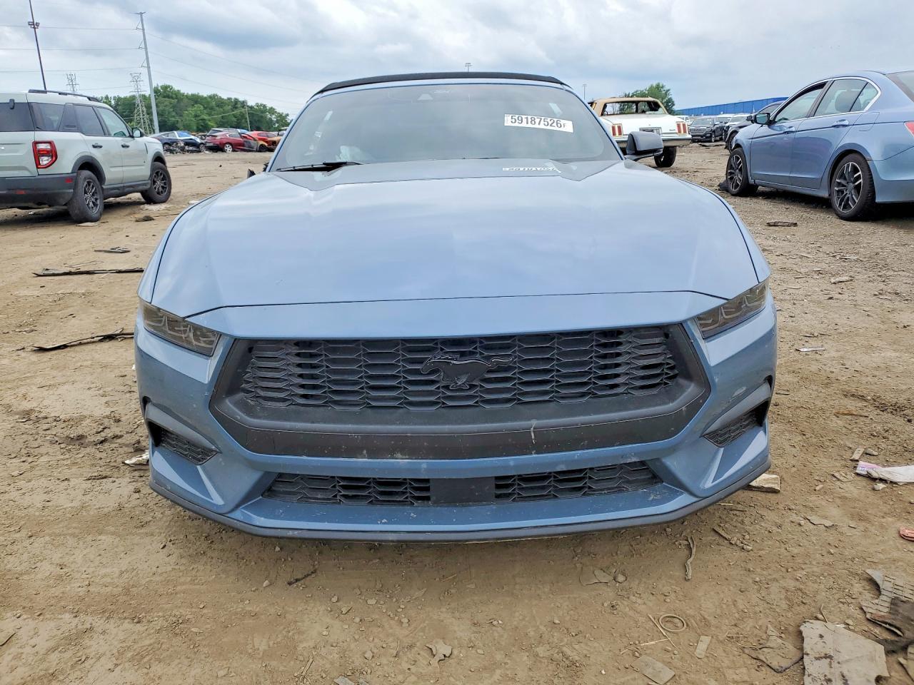 2026 Ford Mustang - Image 5