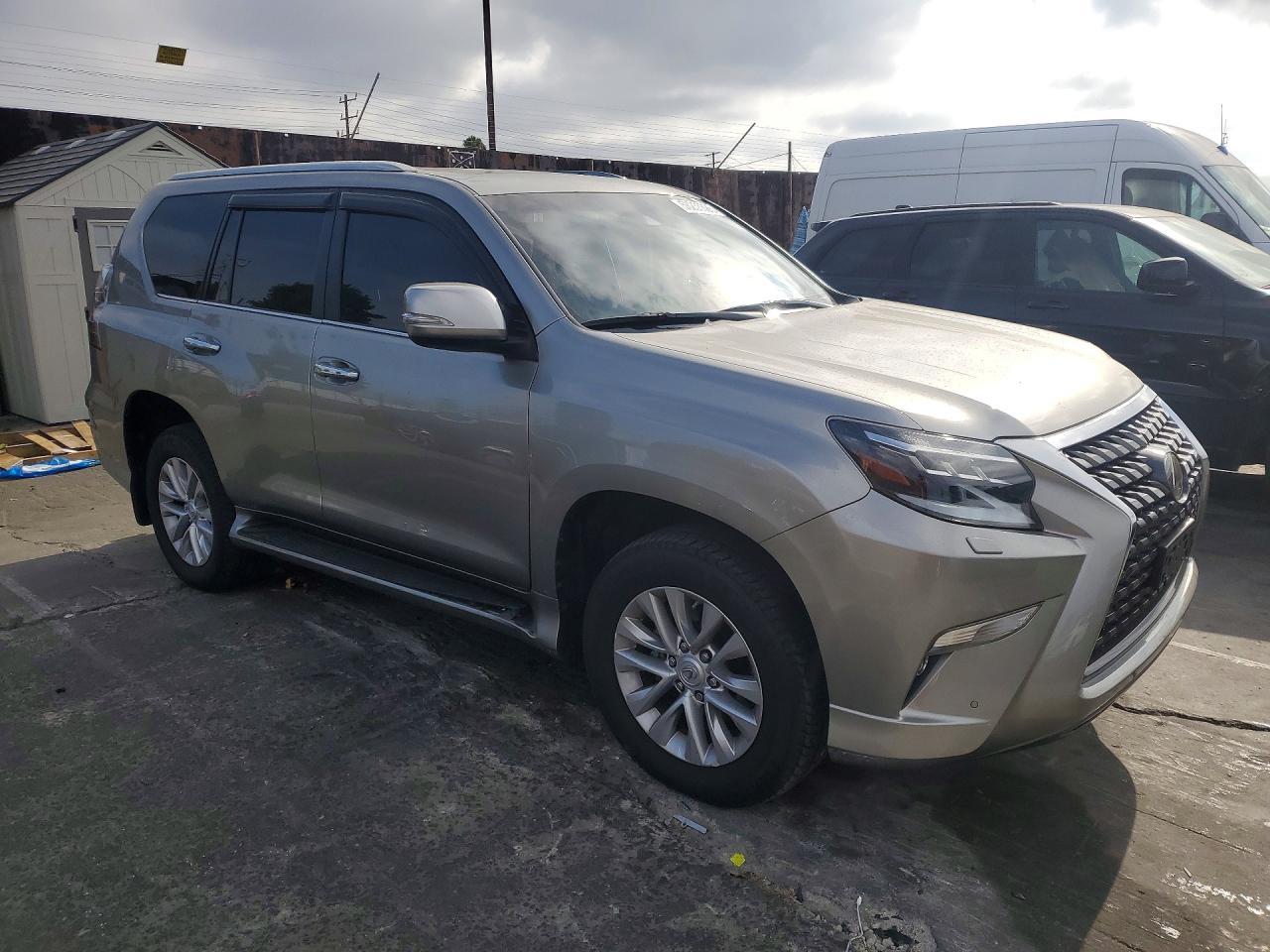 2021 Lexus Gx 460 Premium - Image 4
