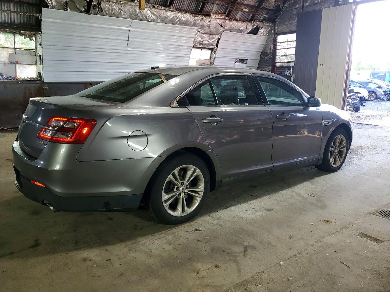 2014 Ford Taurus Sel - Фото 3
