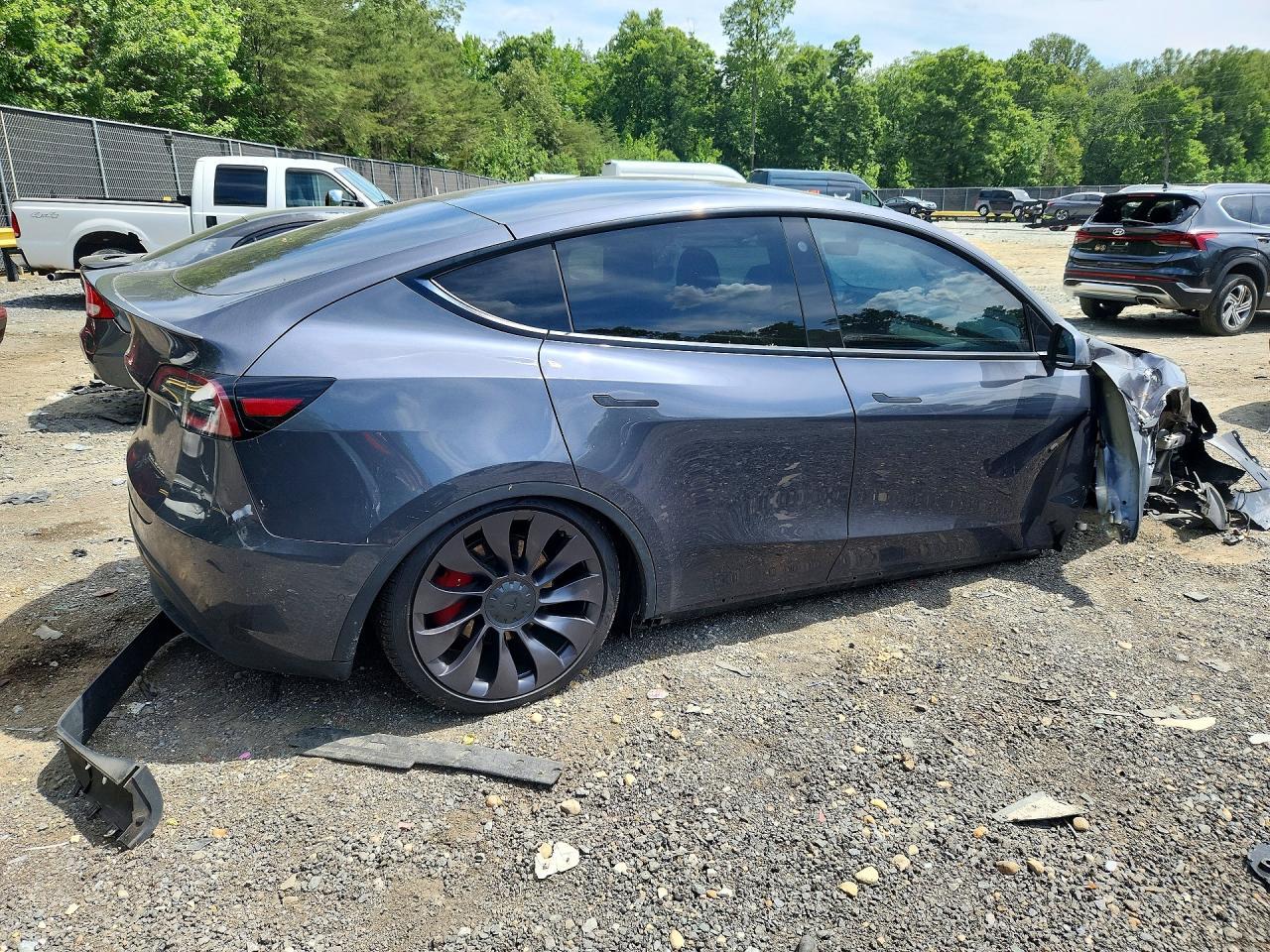 2022 Tesla Model Y - Image 3