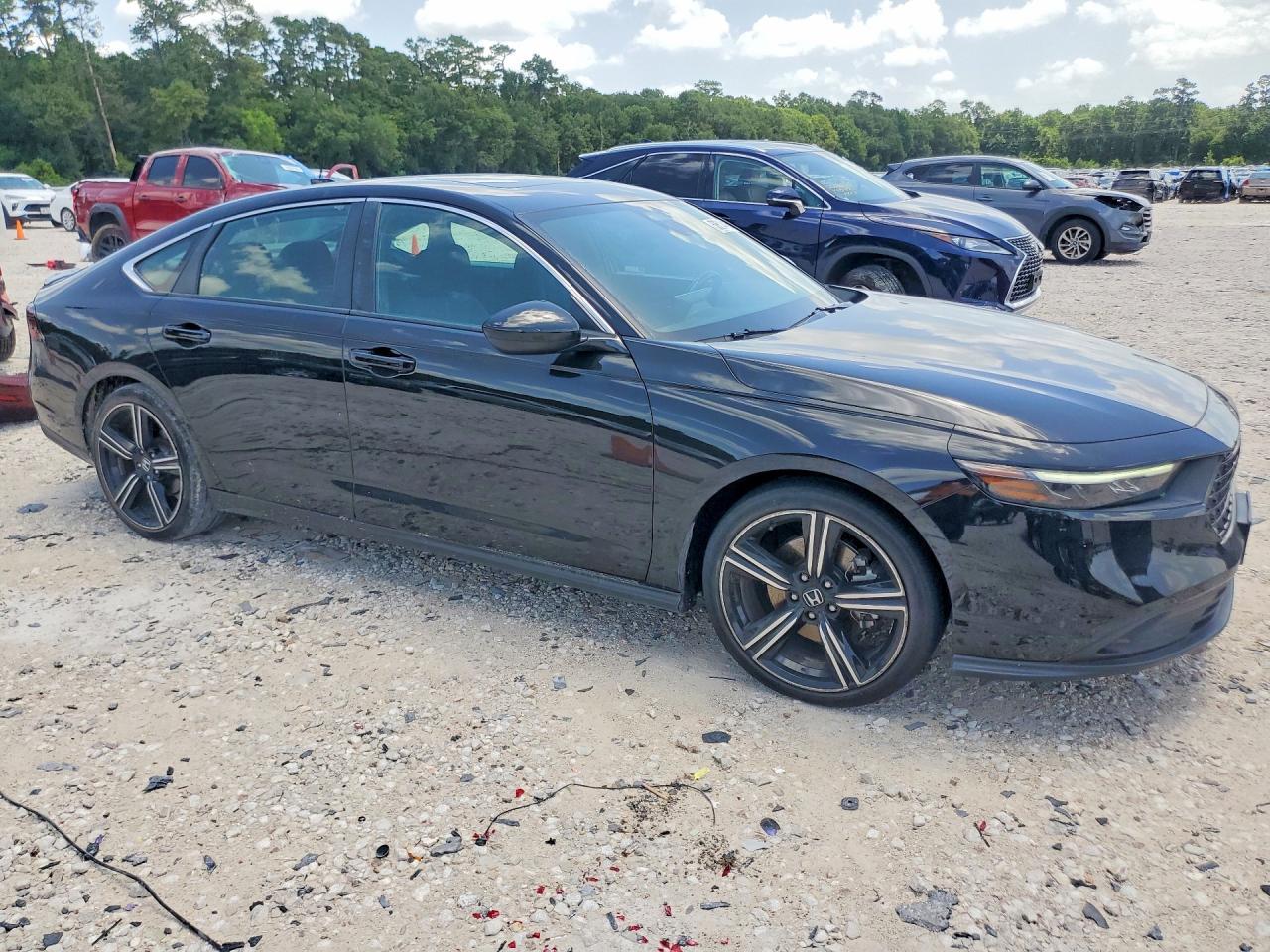 2024 Honda Accord Hybrid Sport - Image 4