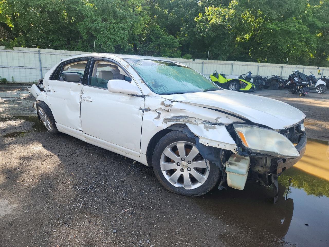 2005 Toyota Avalon Xls - Image 4