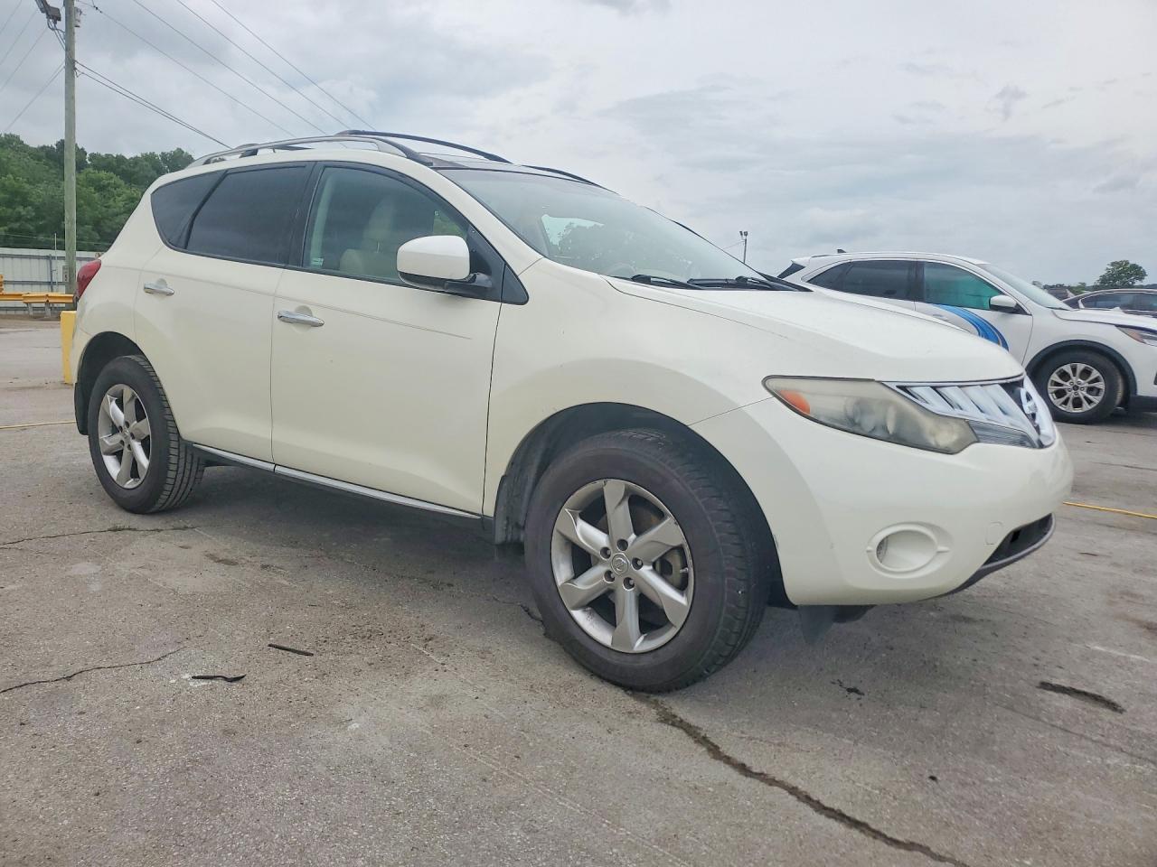 2010 Nissan Murano S - Фото 4
