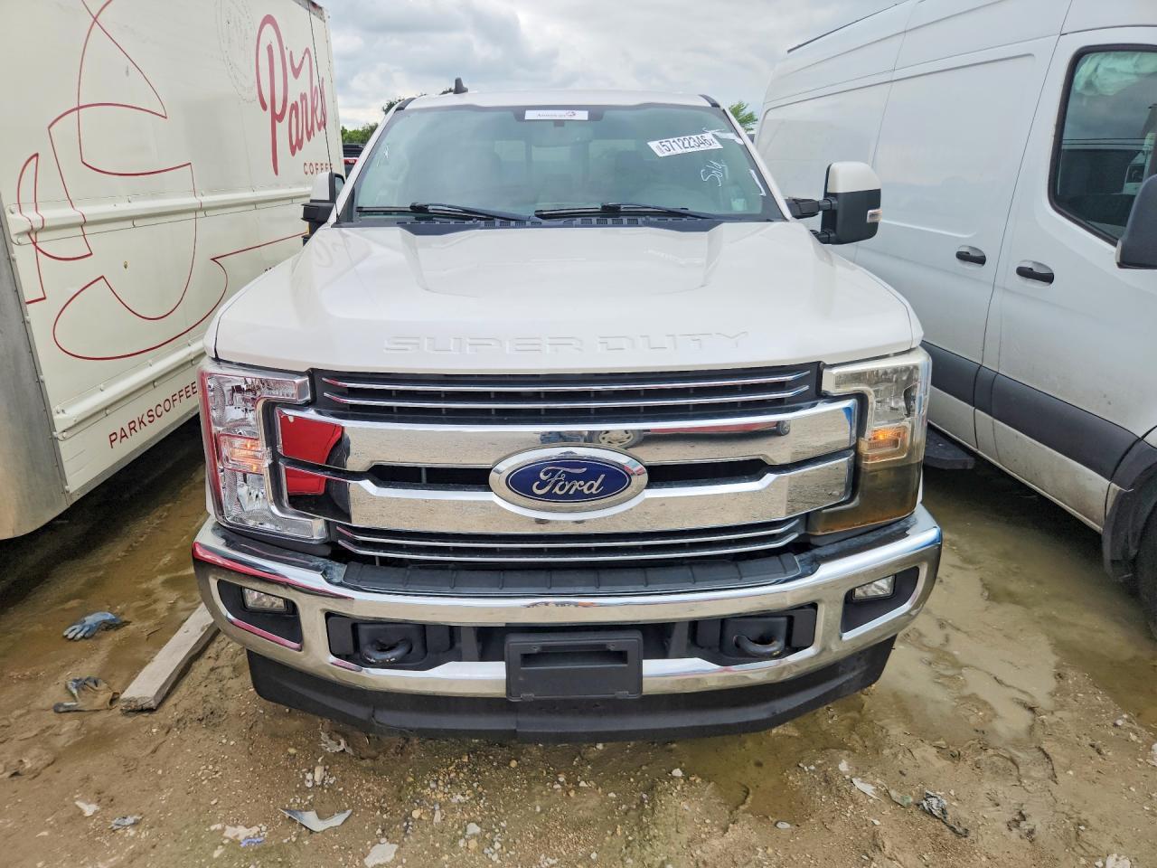 2019 Ford F250 Super Duty - Фото 5