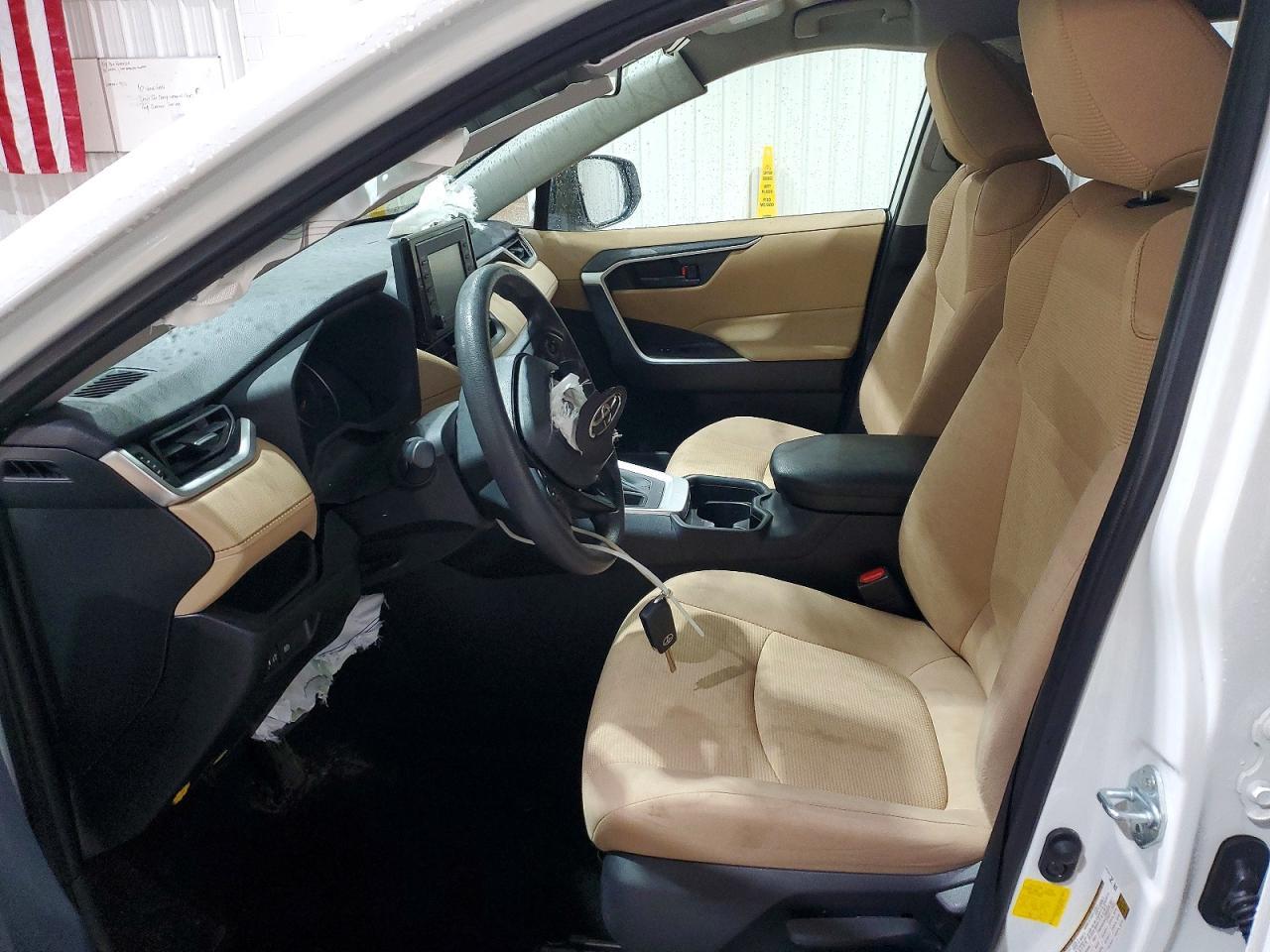 2019 Toyota Rav4 Le - Image 7