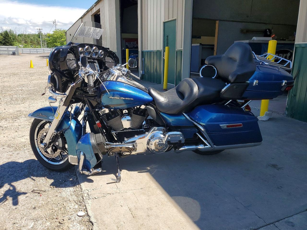 2014 Harley-Davidson Flhtk Electra Glide Ultra Limited - Image 3