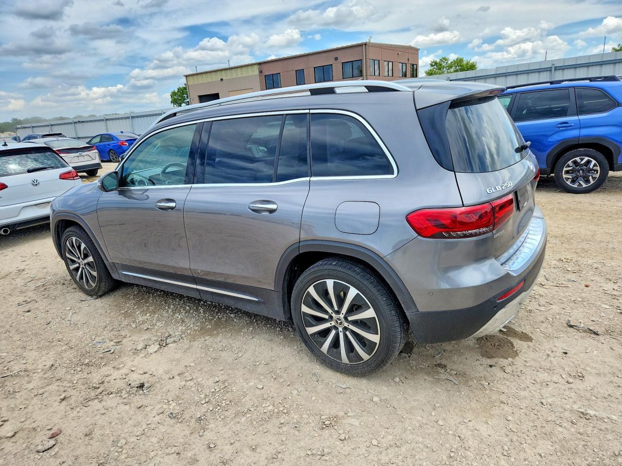 2020 Mercedes-Benz Glb 250 4Matic - Image 2