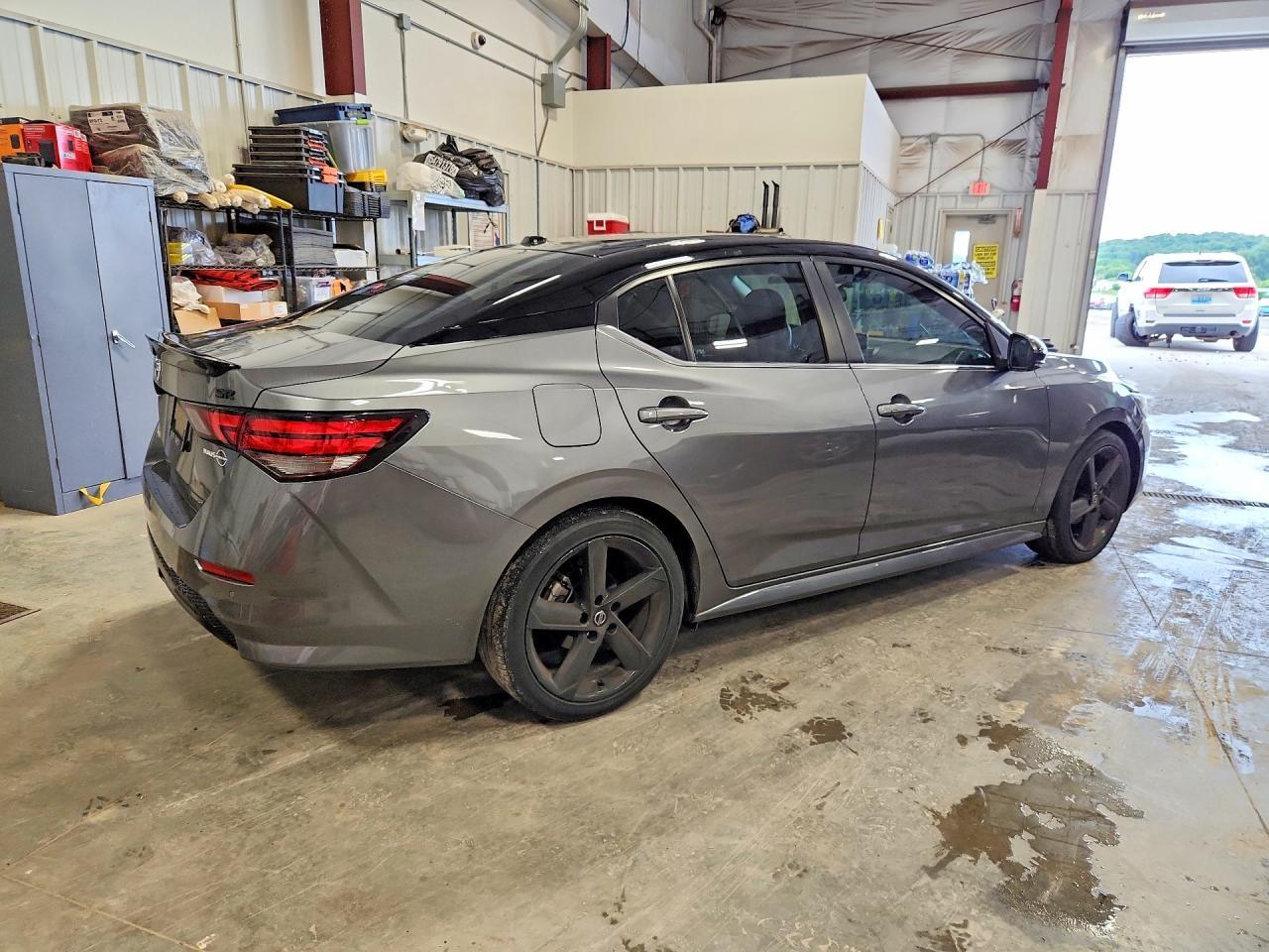 2022 Nissan Sentra Sr - Фото 3