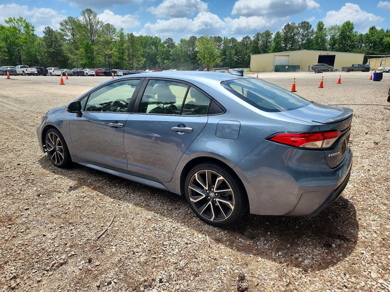 2020 Toyota Corolla Se - Фото 2
