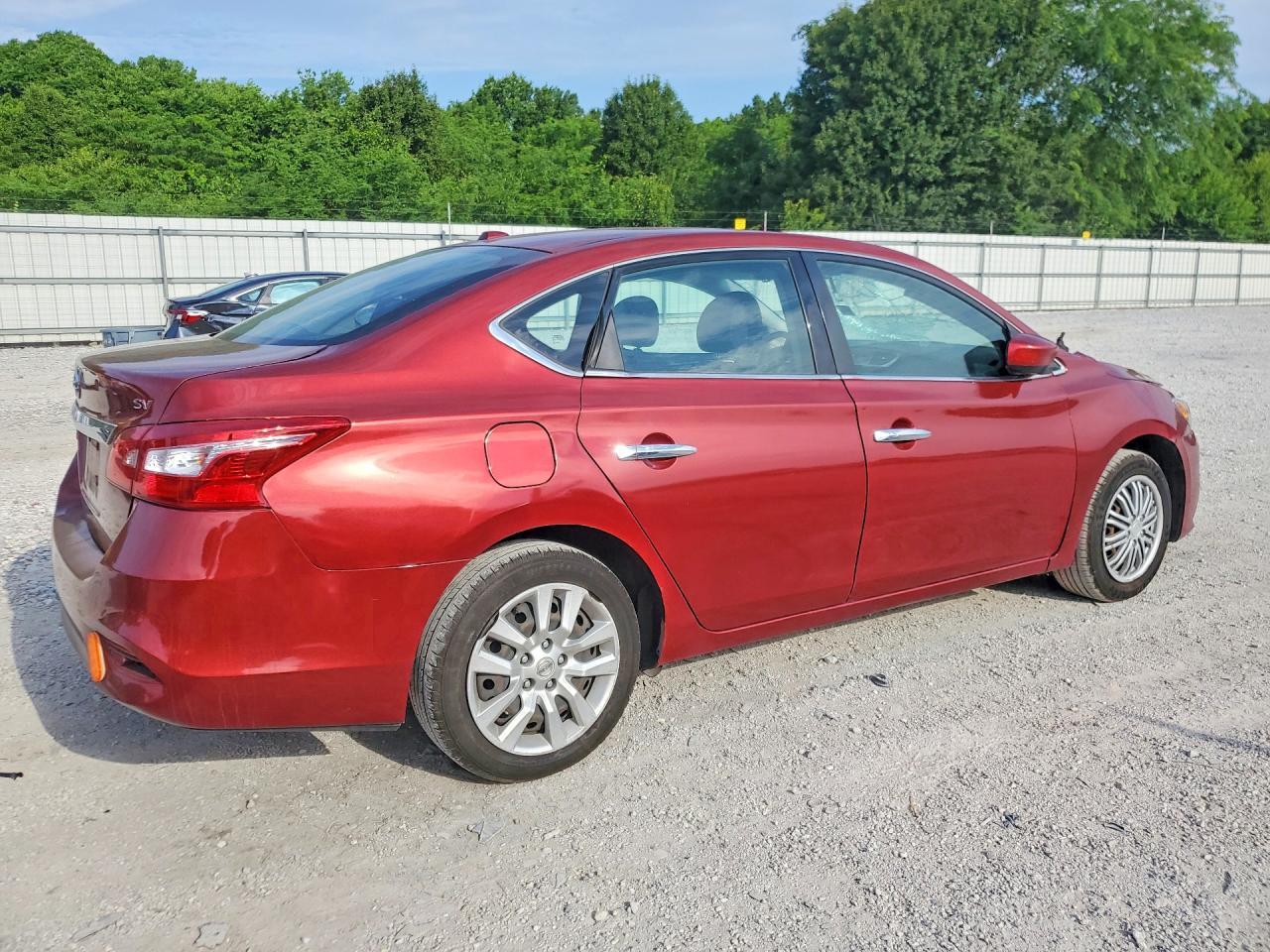 2017 Nissan Sentra Sv - Фото 3