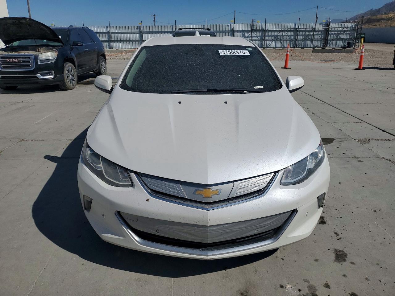 2019 Chevrolet Volt Premier - Image 5