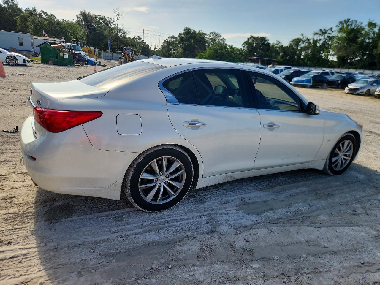 2014 Infiniti Q50 Premium - Фото 3