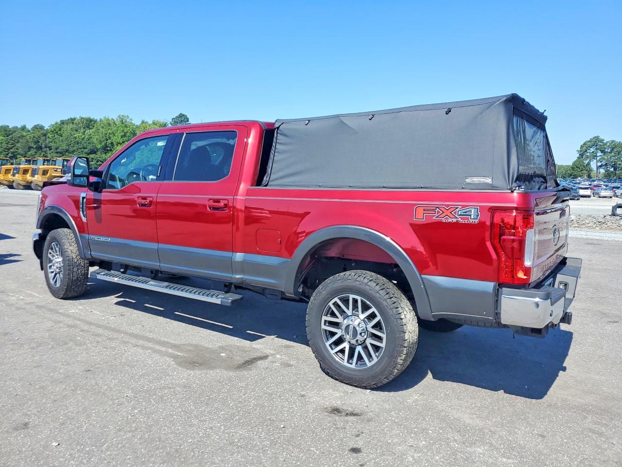 2019 Ford F250 Super Duty - Фото 2