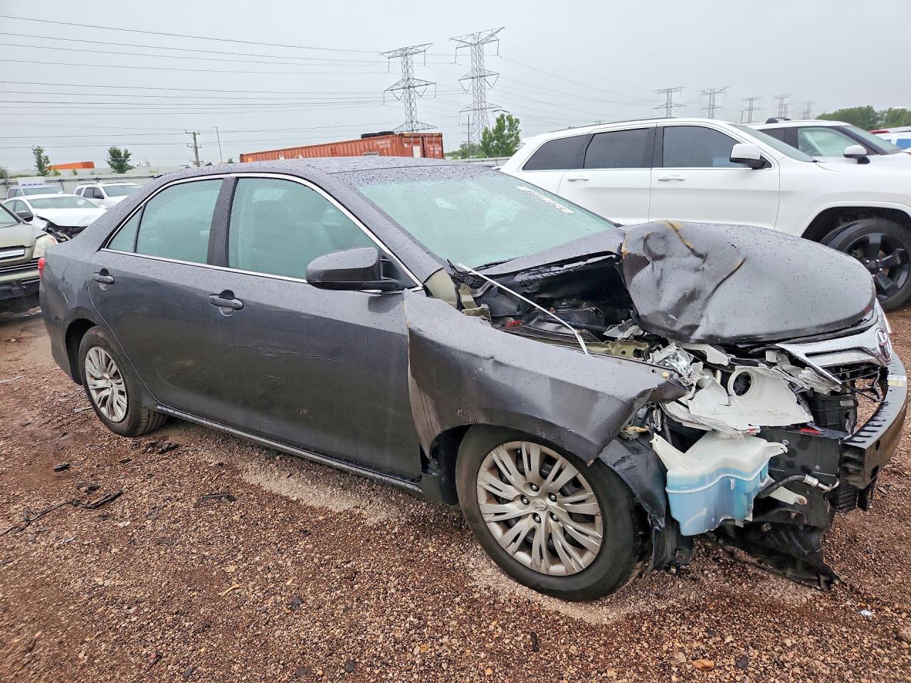 2013 Toyota Camry Le - Фото 4