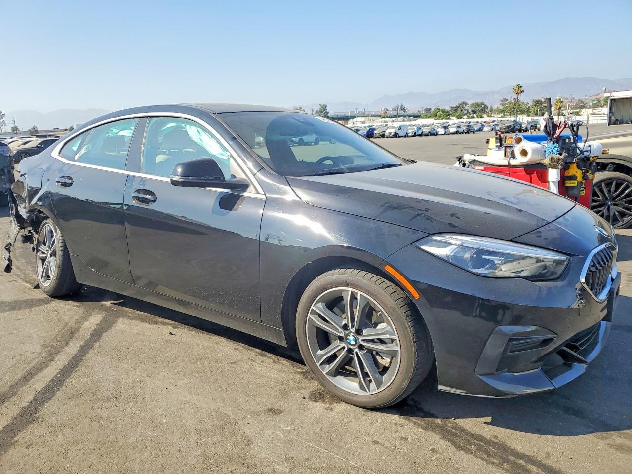 2024 BMW 228Xi - Фото 4