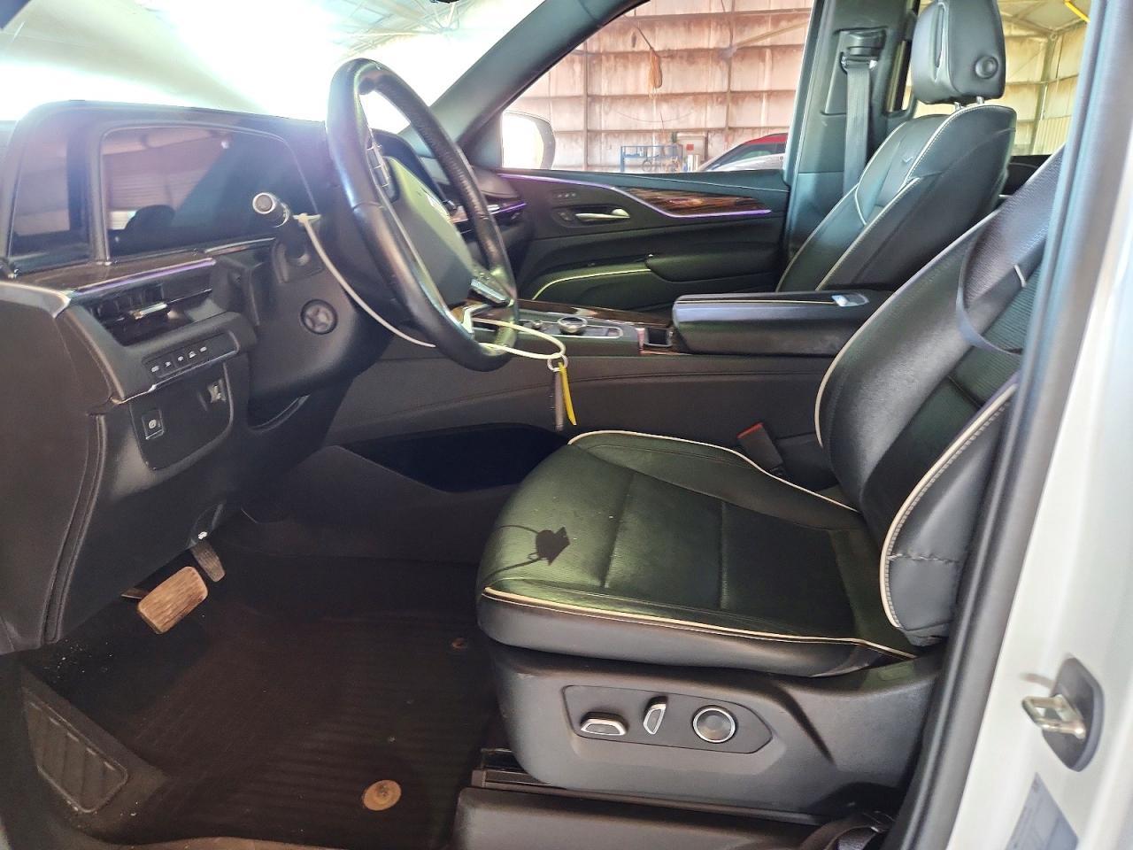 2021 Cadillac Escalade Premium Luxury - Фото 7