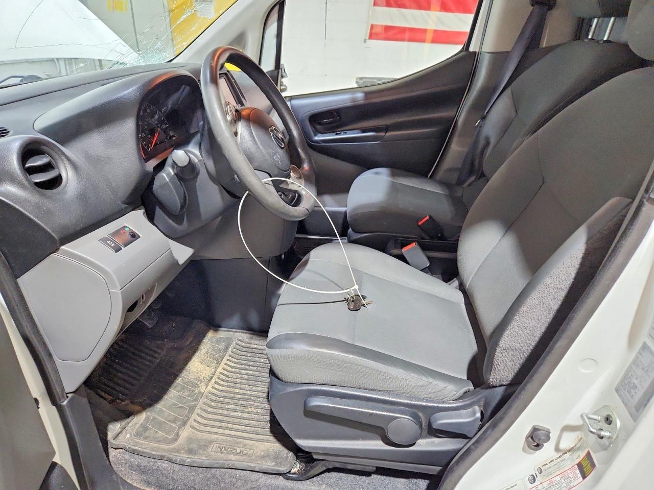 2014 Nissan Nv 2500 - Image 7