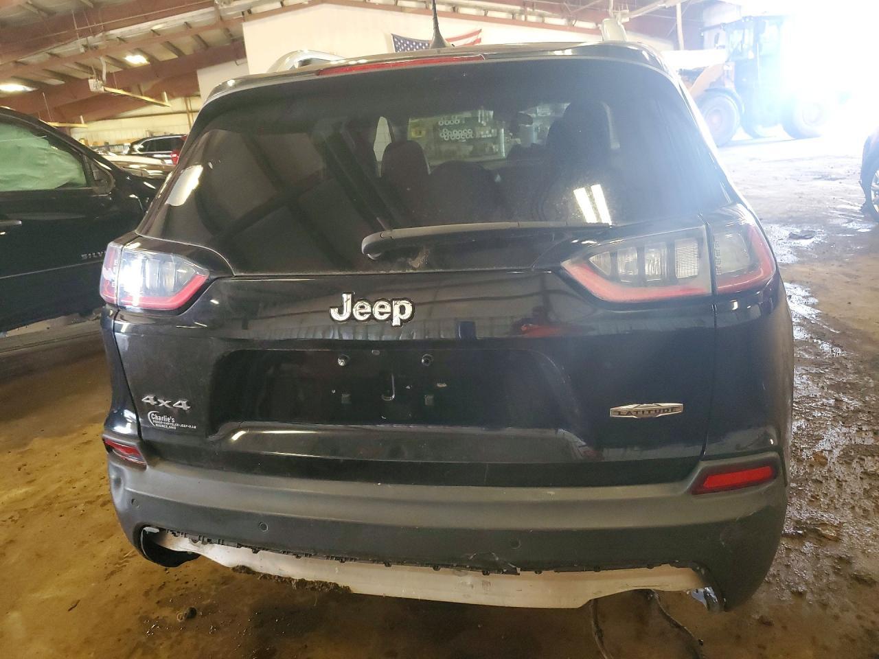 2019 Jeep Cherokee Latitude Plus - Фото 6