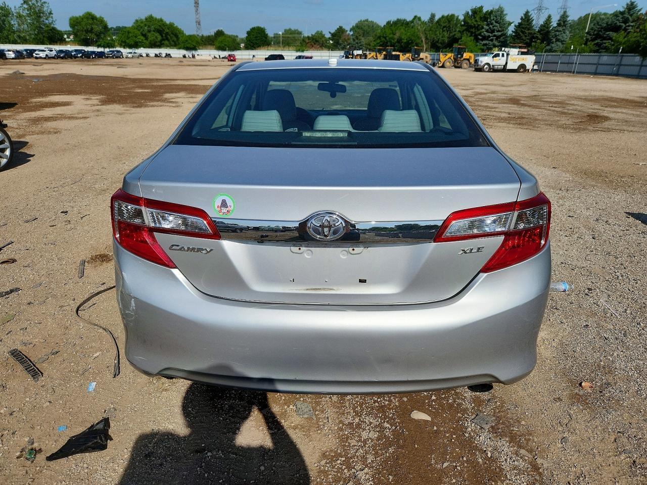 2012 Toyota Camry Xle - Image 6